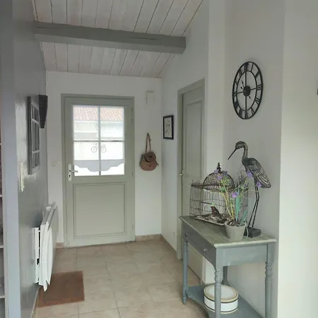 Ferienhaus Le Patio Chaleureuse Maison A 150 Metres De La Le Bois-Plage-en-Ré